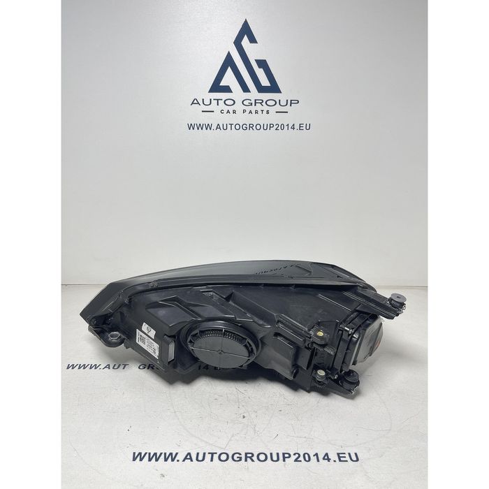 Десен фар за vw golf vii - 5g1941044