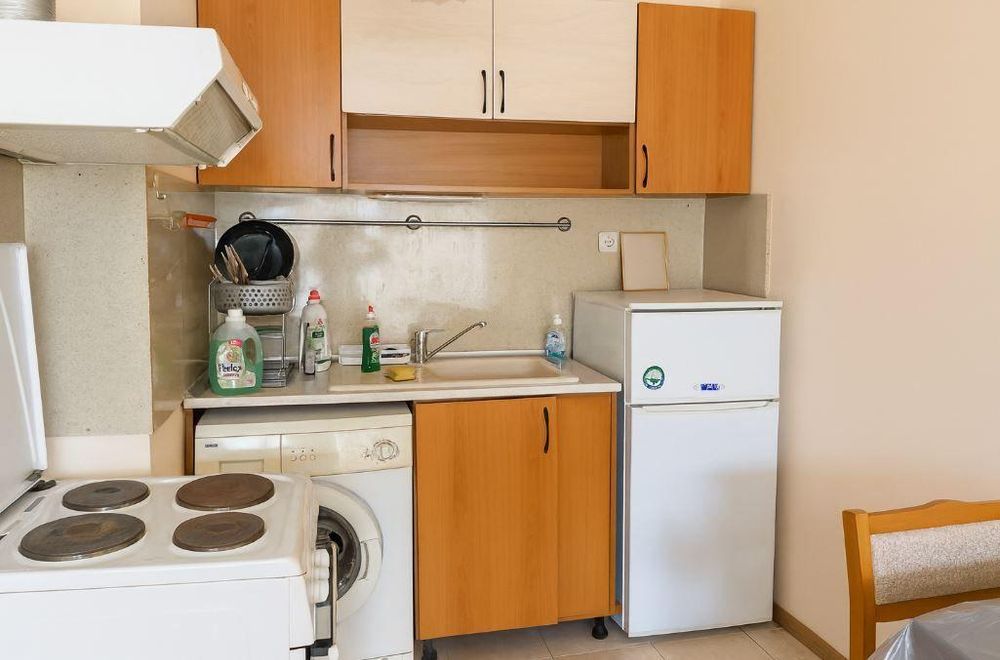 Едностаен апартамент в района на Левски!