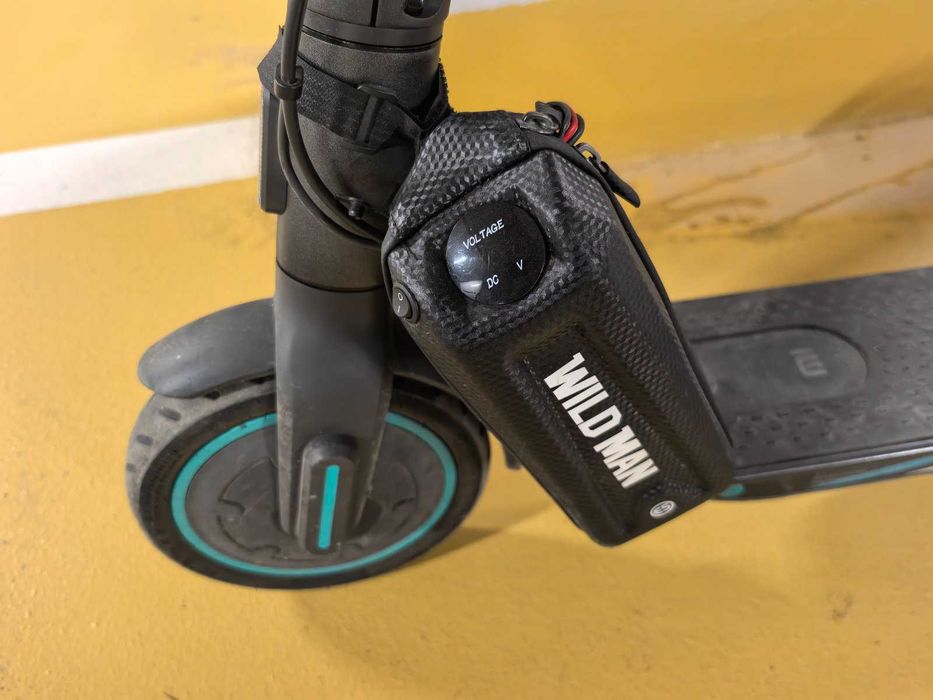 Xiaomi Mi Electric Scooter Pro 2 Mercedes AMG