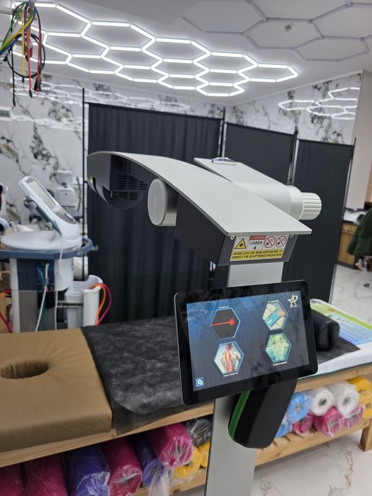 Високоинтензивен сканиращ лазер 10 Watt