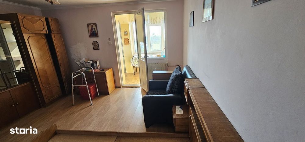 Garsonieră cu balcon, 28 mp, Constanța