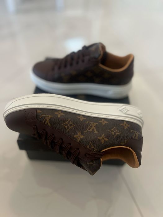 Adidasi louis vuitton