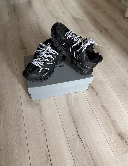Balenciaga Track