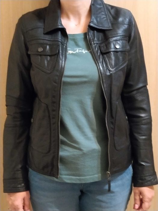 De vânzare GEACĂ DAMĂ DE PIELE OAKWOOD culoare NEAGRĂ în stare foarte bună