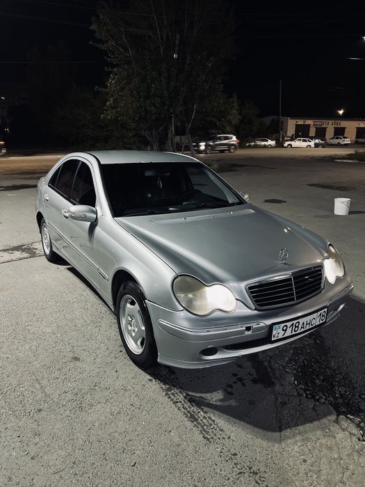 Продам Mercedes-Benz C180 W203 2.0 AT