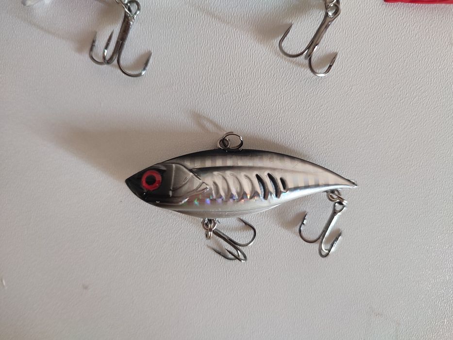 Voblere Whopper Plopper,vobler sinking si naluci soft cu jig fish head