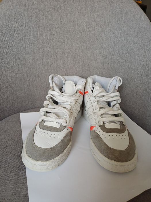 Високи маратонки Adidas