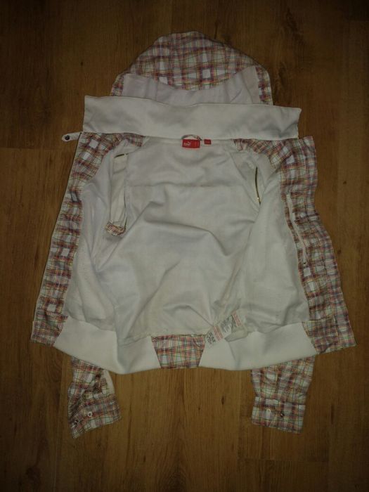Jachetă damă Puma cu glugă si mâneci detașabile / vestă mărimea XS