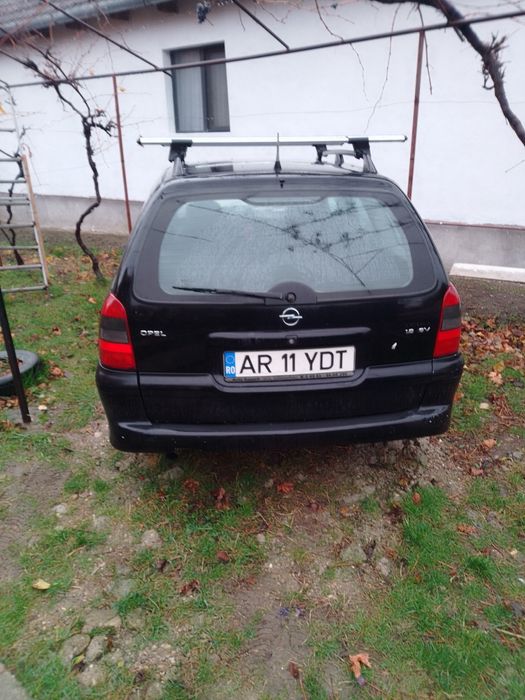 Vând Opel Vectra B