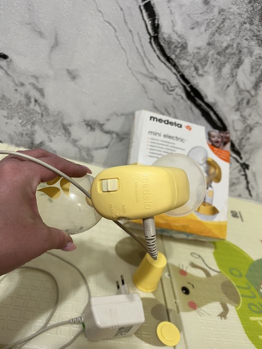 Молокоотсос medela