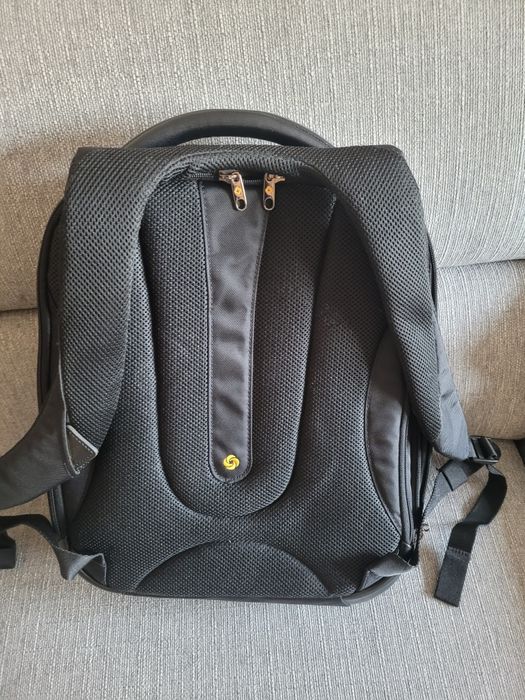 Vând rucsac laptop Samsonite