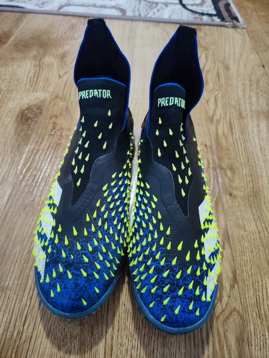 Сороконожки Predator Б/У размер 40