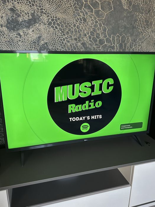 Телевизор LG SMART TV