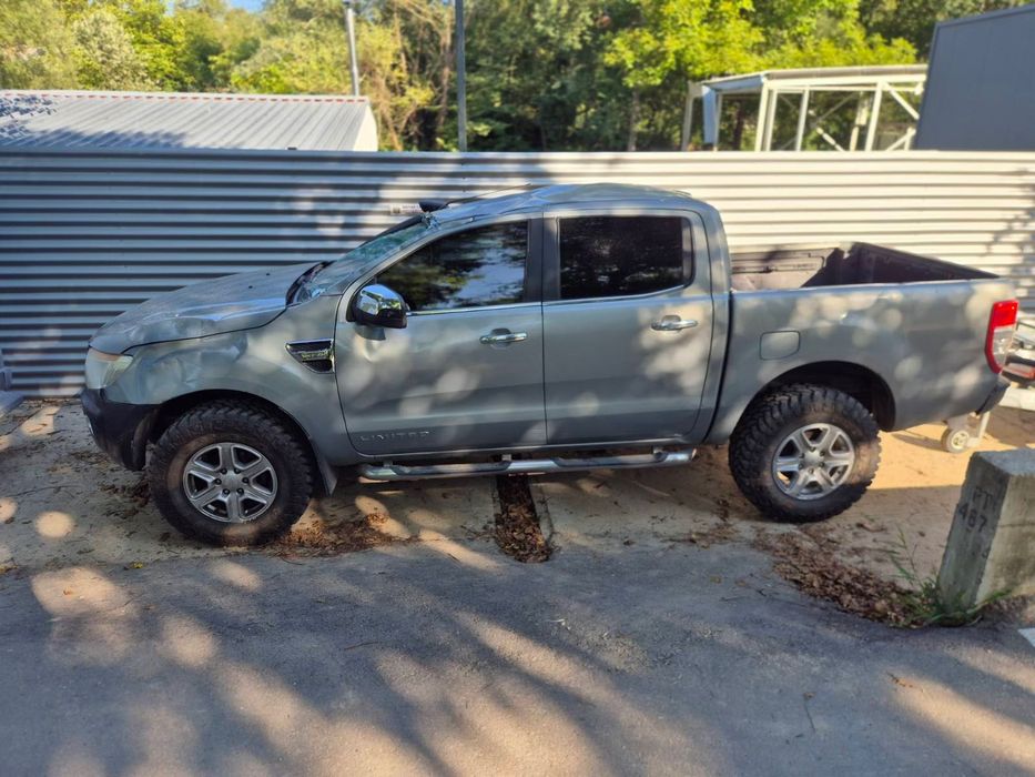 Ford ranger 3.2 За части