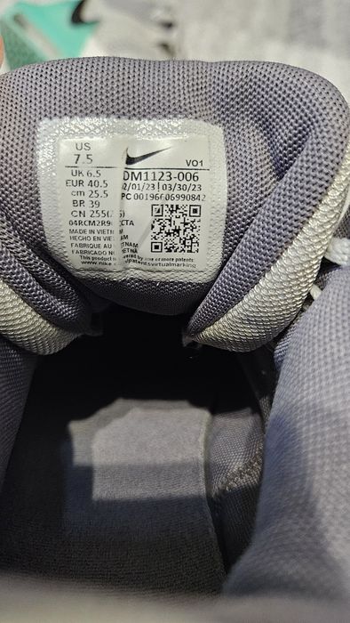 Nike Lebron Witness VII