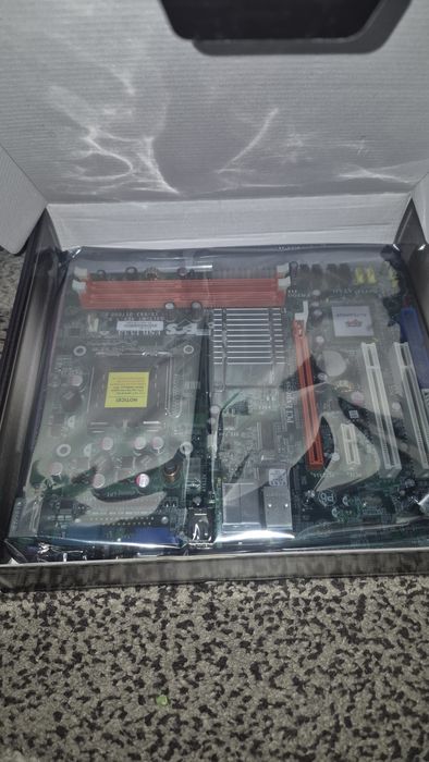 Материнская плата ECS Elitegroup G317-М7.