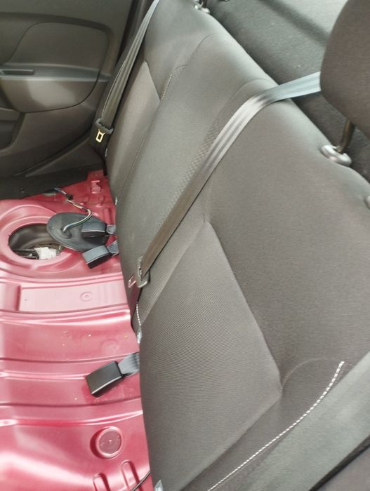 Bancheta spate Dacia Logan 2