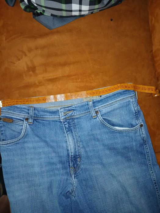 Blugi Wrangler Albastru