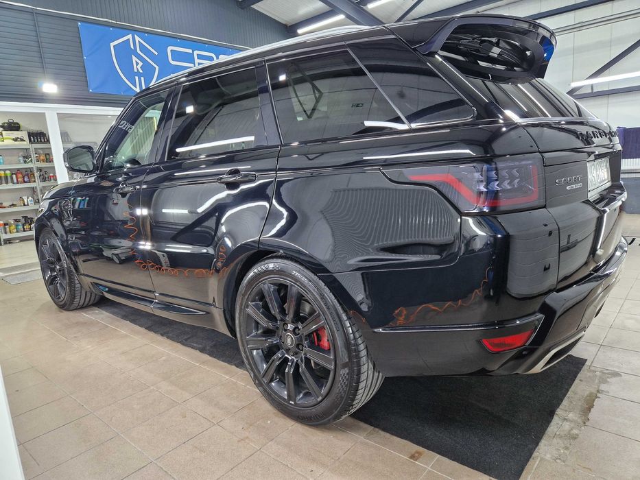 Range Rover Sport 3.0 Diesel Turbo 306 cp HSE  BLACK EDITION.