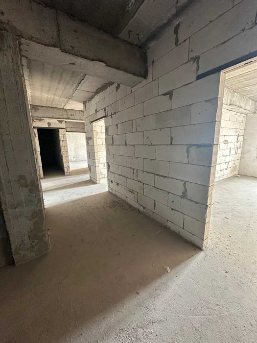 Продается Квартира  Юнусабад,Шахристанское Метро в Новостройке