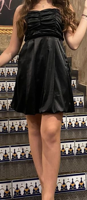 Къса официална рокля