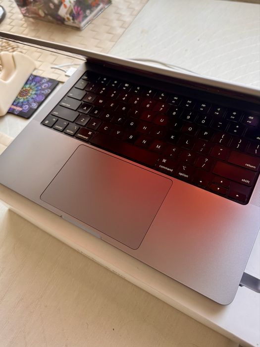 MacBook pro 14’ M1 Pro/ 512/16GB  + раница