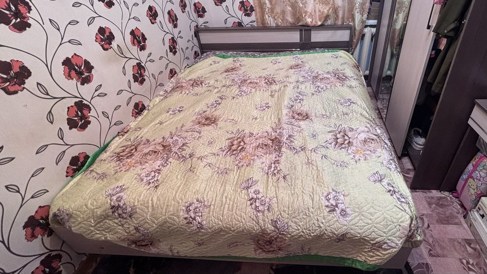 Спальная мебель продам