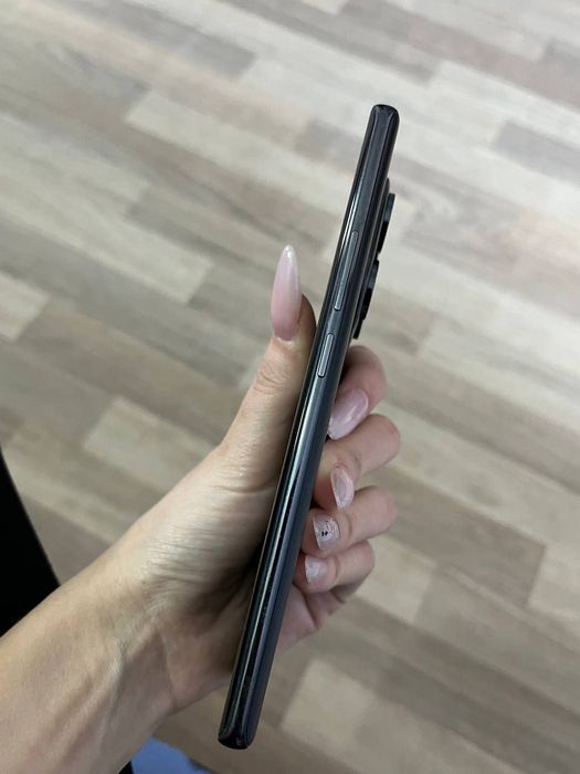 Продаю срочно Redmi Note 14 pro