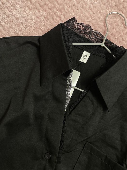 рубашка с кружевами