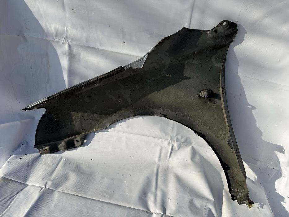 Десен Калник Toyota Avensis T250 /2003-2006г./ Авенсис