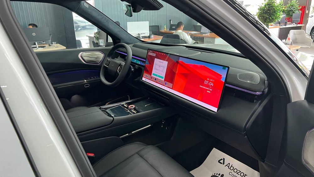 Lynk & co 900 1.5T Ultra - hybrid Krosover