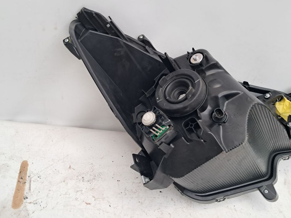 Фар Mitsubishi Spase Star  2007/2023г