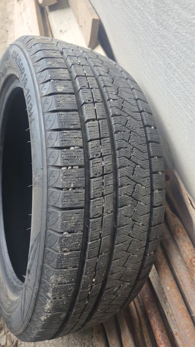 235/50 R19 зимние