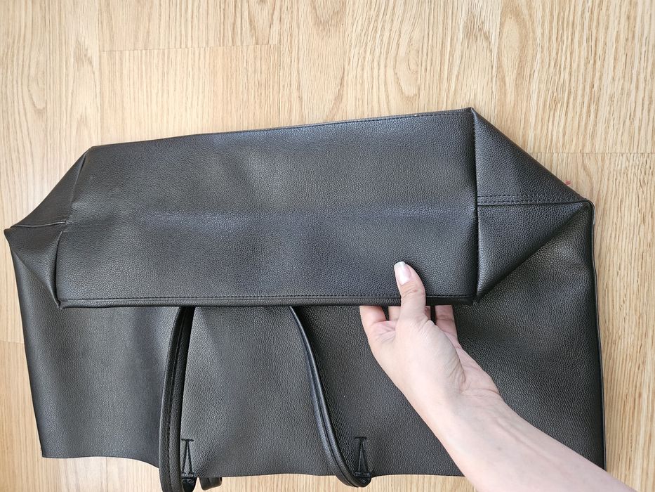 Кожена чанта Victoria secret