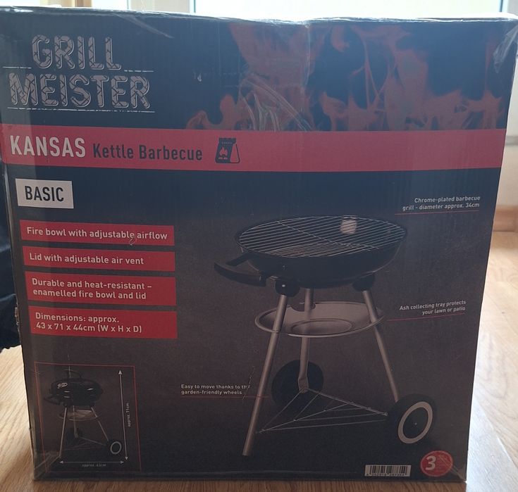 Grill Meister Kansas - компактен барбекю грил с капак-чист нов