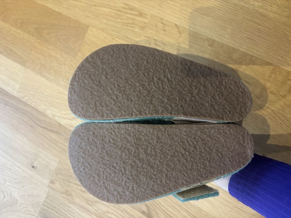 Боси пантофи Pegres 28