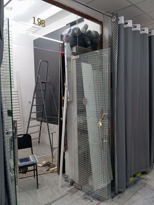 Продаётся магазин внутри торгового комплекса "Чукурсой савдо маркази"