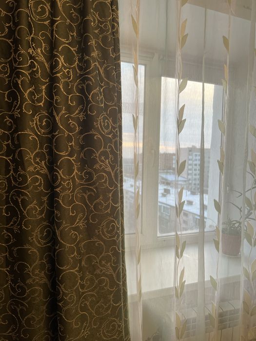 Продам комплект штор с тюлем