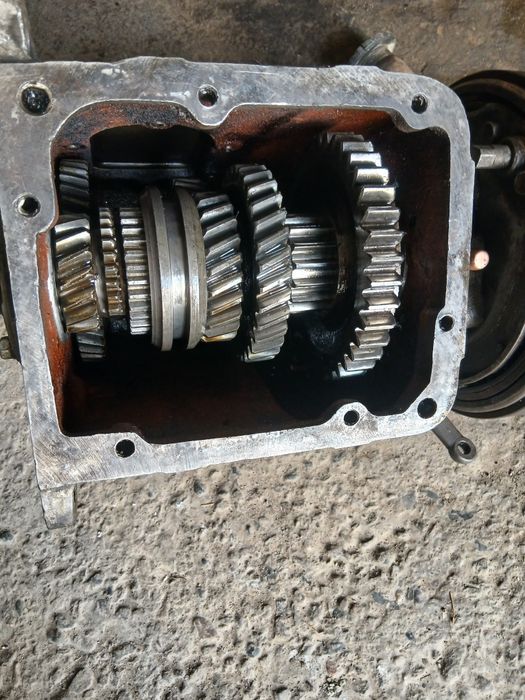 Запчасти для грузовыхавто