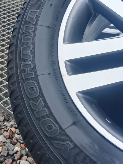 Диски в сборе с шинами R20