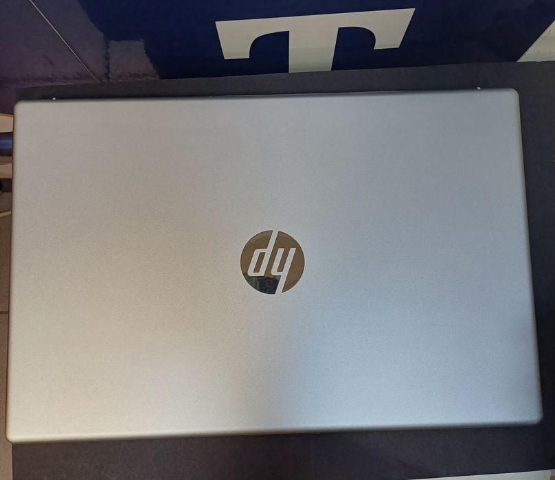 Laptop HP AMD RYZEN 7000 Serie 5