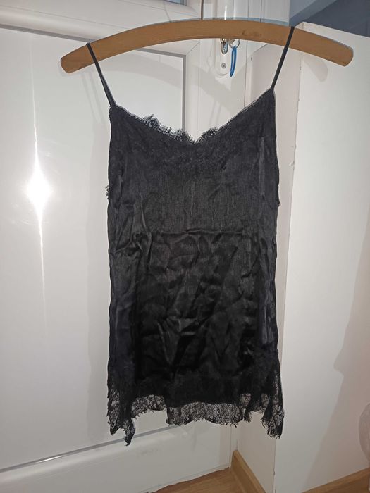 Rochiță/Maiou Negru