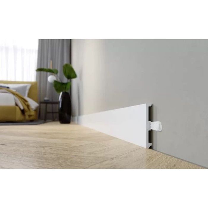 Plintă Arbiton STIQ XL | STX110 | Polimer Dur | Albă | 2.200x100x15 mm