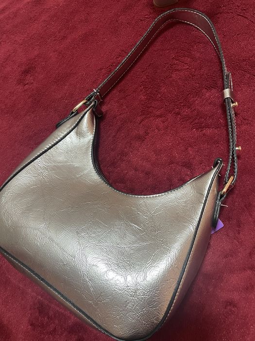 Абитуриентска рокля