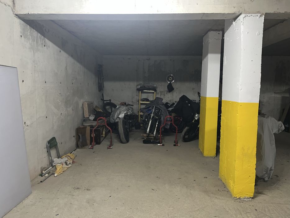 Подземни парко места в Меден Рудник