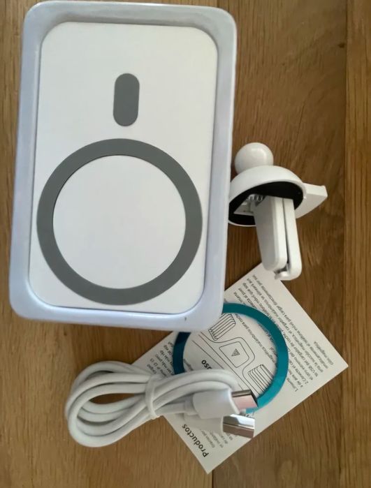 Безжично зарядно и стойка за кола Magsafe Бяло