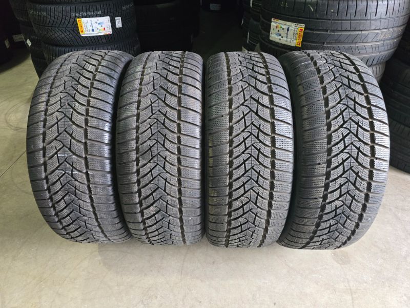 275/50/20 DUNLOP , зимни гуми - 4 бр.