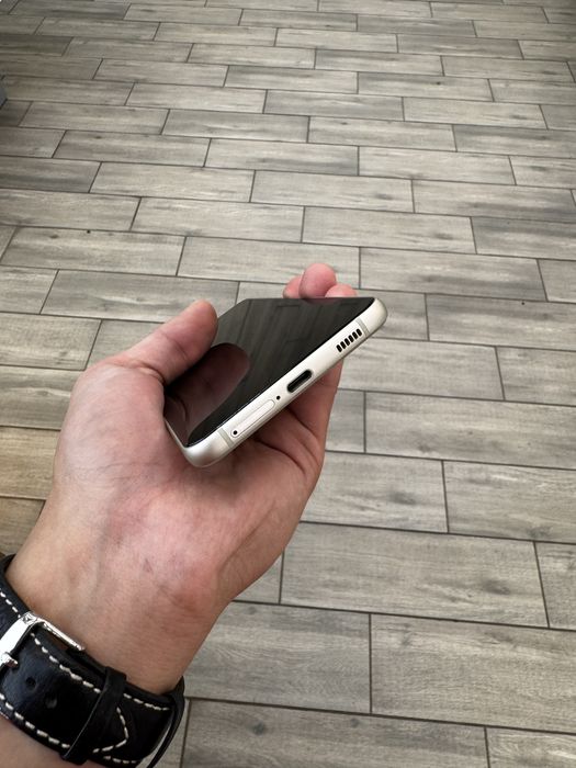 Продам samsung s21 fe 5g 128