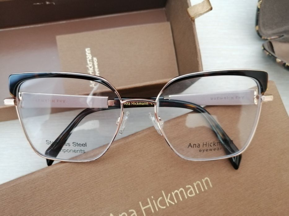 Нови диоптрични рамки Ana Hickmann