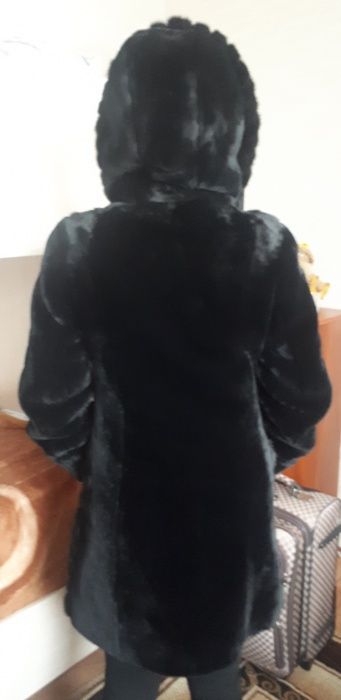 Продам шубу мутон+норка, 20 000 тг.